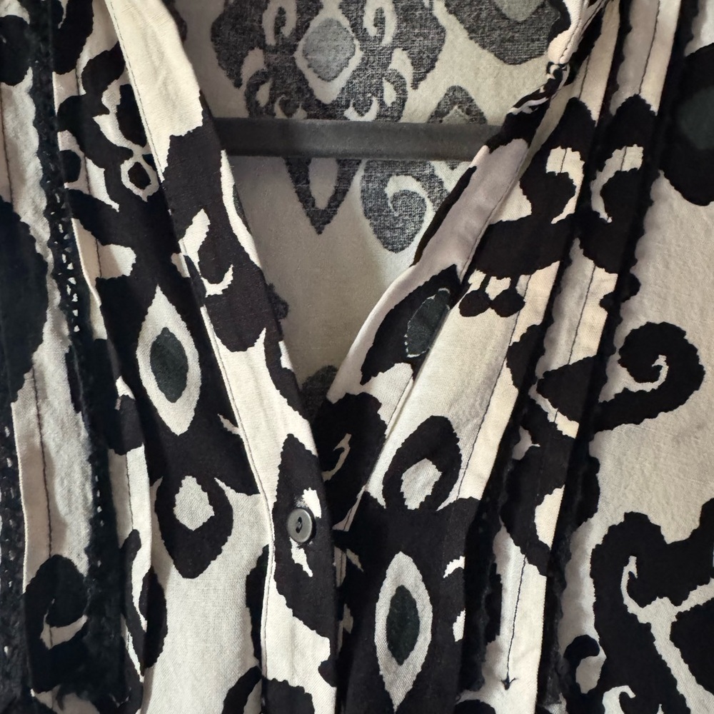 Zara Black and White Mini Sundress with Bishop Sleeves - Picture 7 of 11